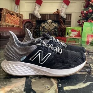 New balance black knit Roav fresh foam sneakers size 6.5